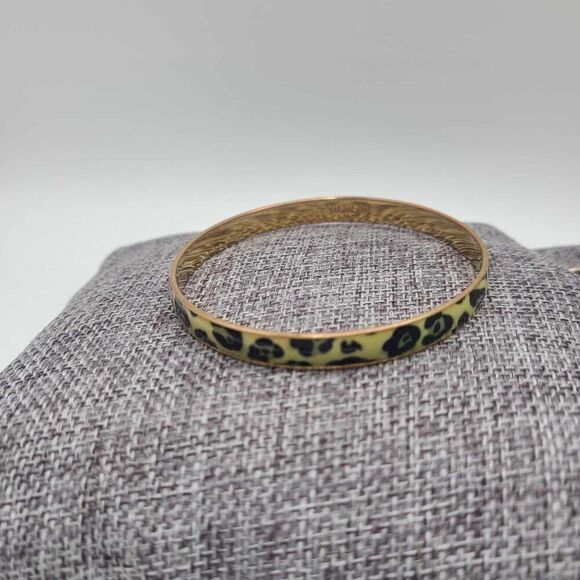J Crew Enamel Leopard Print Gold Tone Narrow Bangle NWOT! - Picture 6 of 8